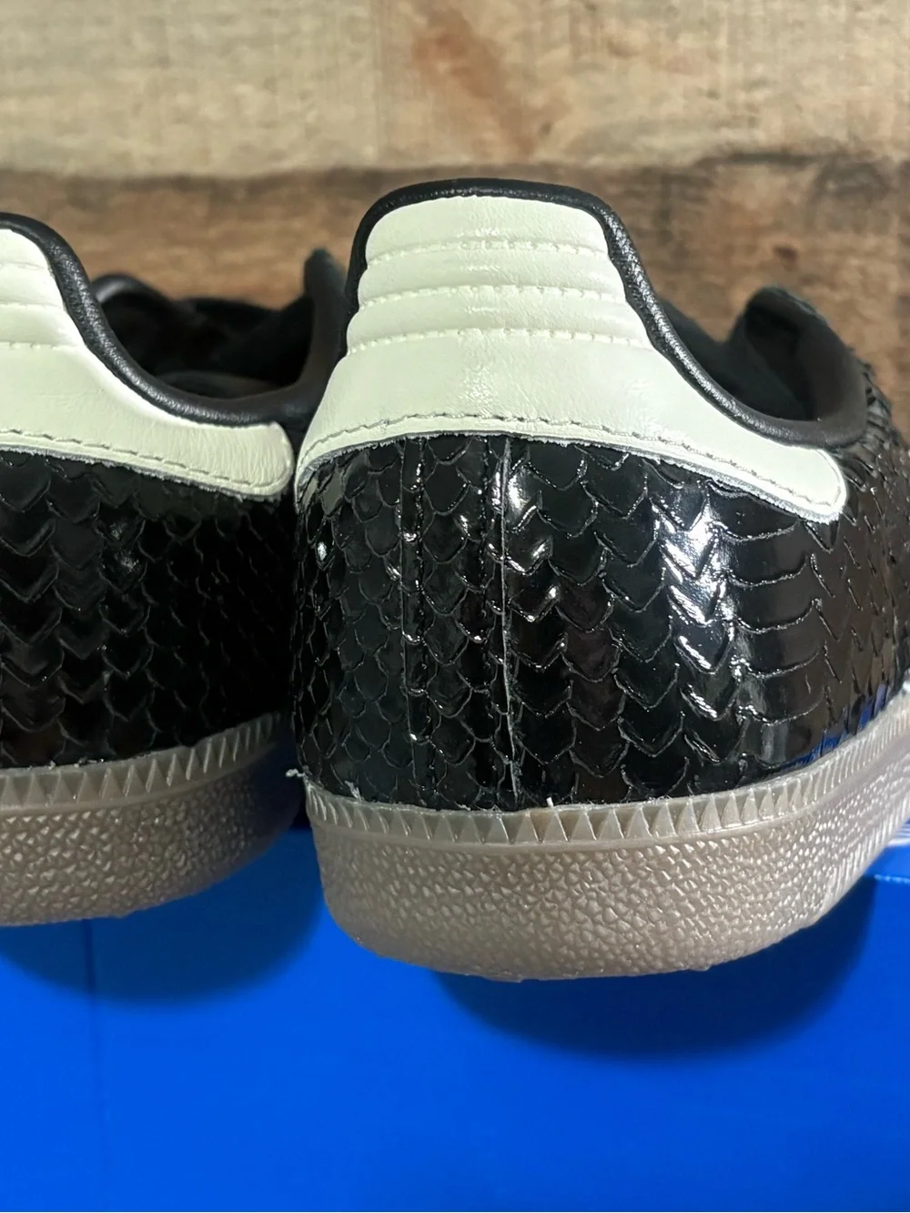 adidas sleek low